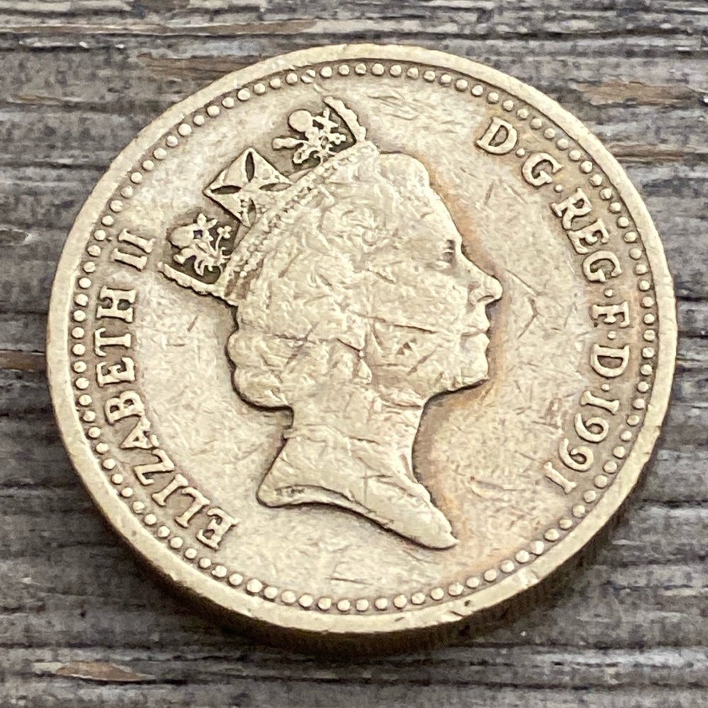 Rare Vintage 1991 Queen Elizabeth One Pound upside down DECUS ET TUTAMEN